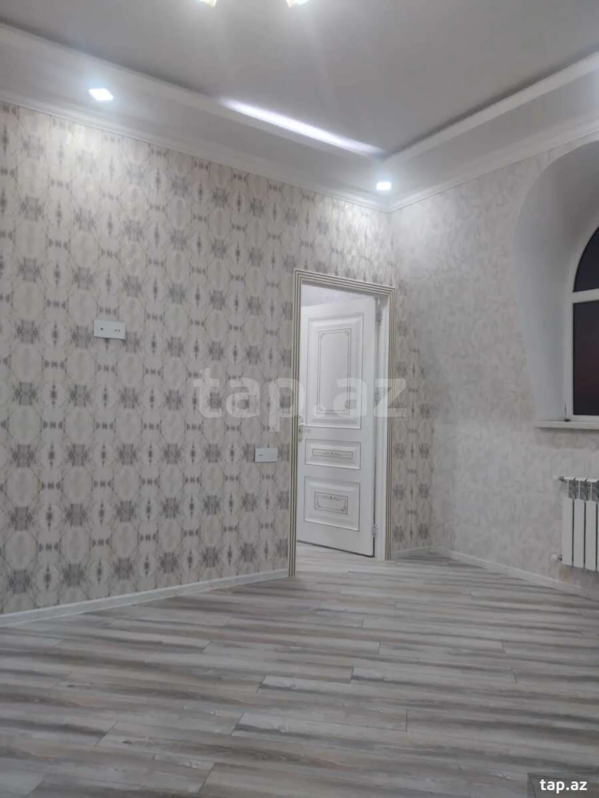 Kirayə verilir 2 otaqlı yeni tikili 60 m²