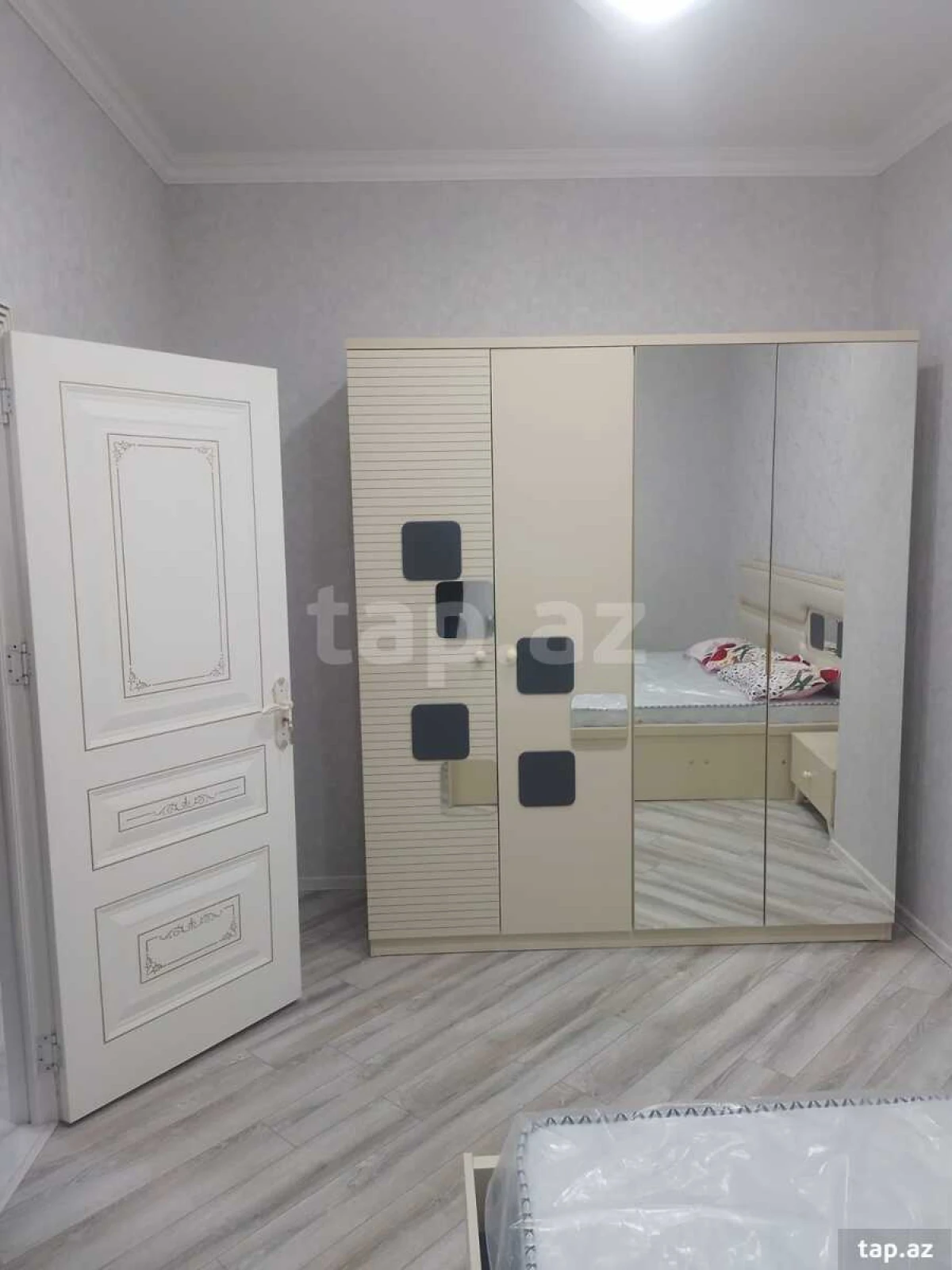 Kirayə verilir 2 otaqlı yeni tikili 60 m²