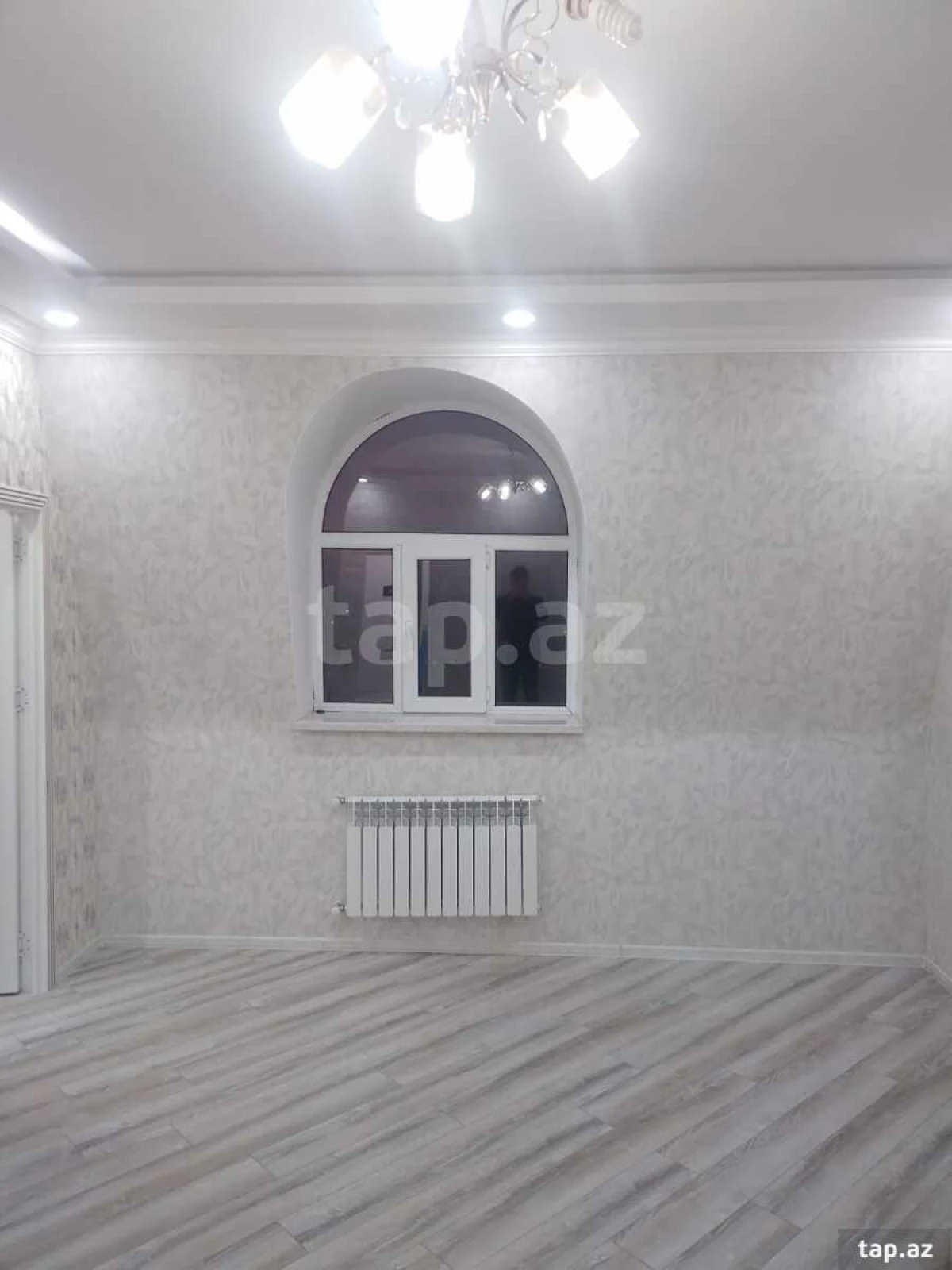 Kirayə verilir 2 otaqlı yeni tikili 60 m²