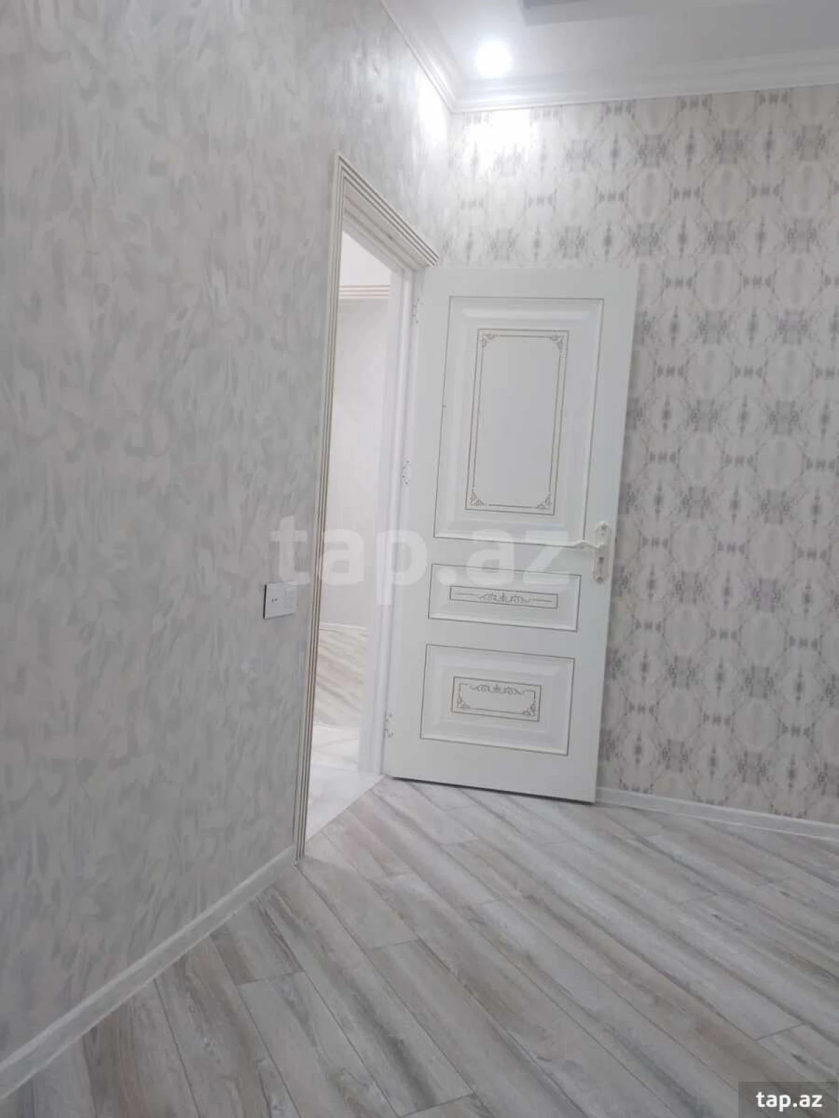 Kirayə verilir 2 otaqlı yeni tikili 60 m²