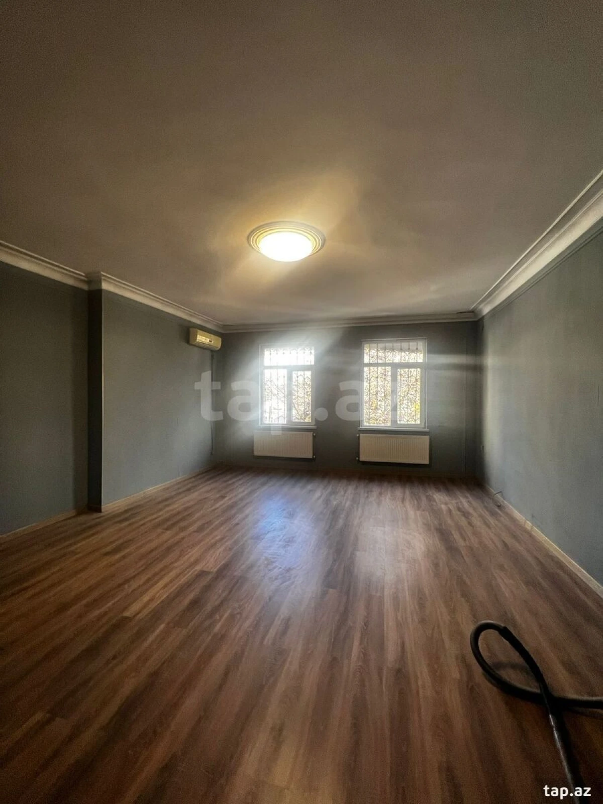 Kirayə verilir ofis