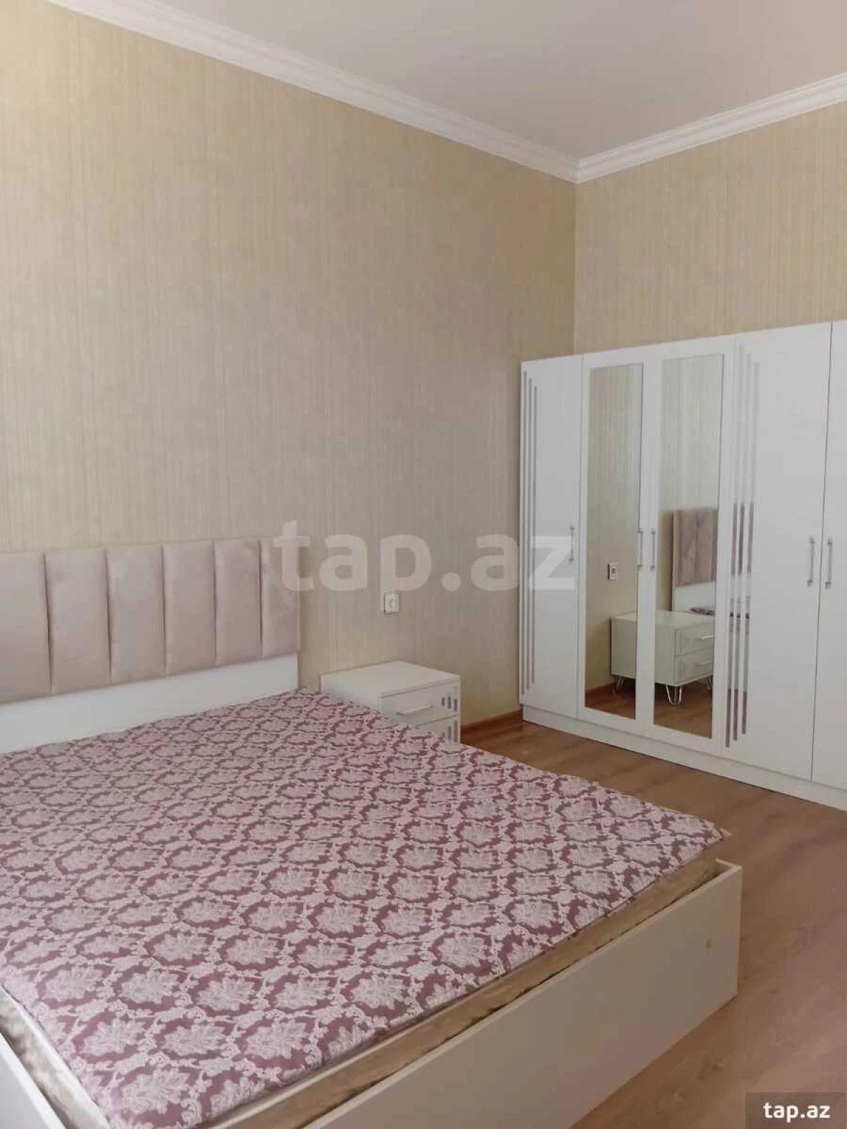 Kirayə verilir 3 otaqlı yeni tikili 85 m²