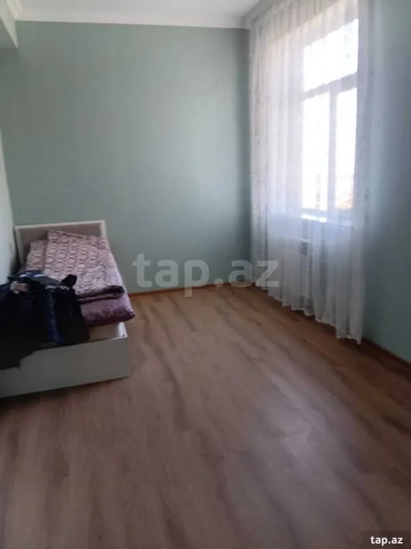 Kirayə verilir 3 otaqlı yeni tikili 85 m²