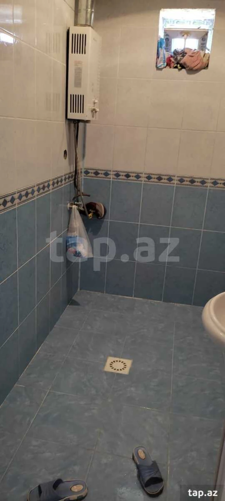 Satılır 4 otaqlı həyət evi