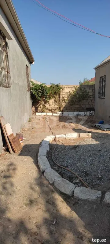 Satılır 4 otaqlı həyət evi