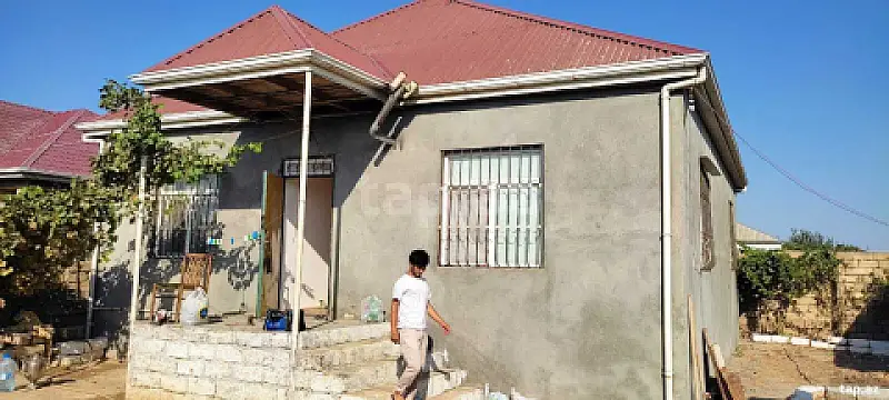 Satılır 4 otaqlı həyət evi — Bakı 4 otaq