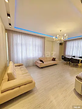 Satılır 3 otaqlı yeni tikili 125 m²