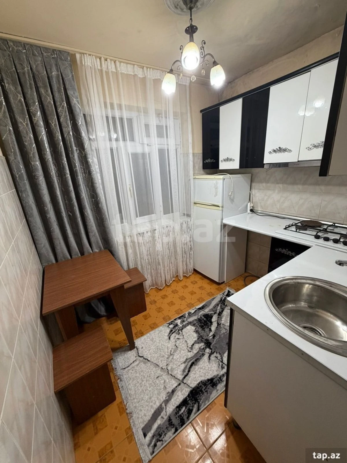 Satılır 2 otaqlı mənzil 48 m²
