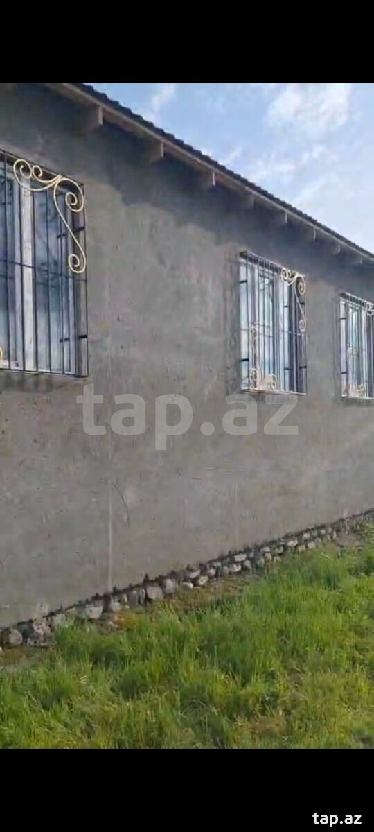 Satılır 4 otaqlı həyət evi 110 m²