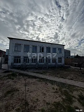 Satılır 5 otaqlı həyət evi