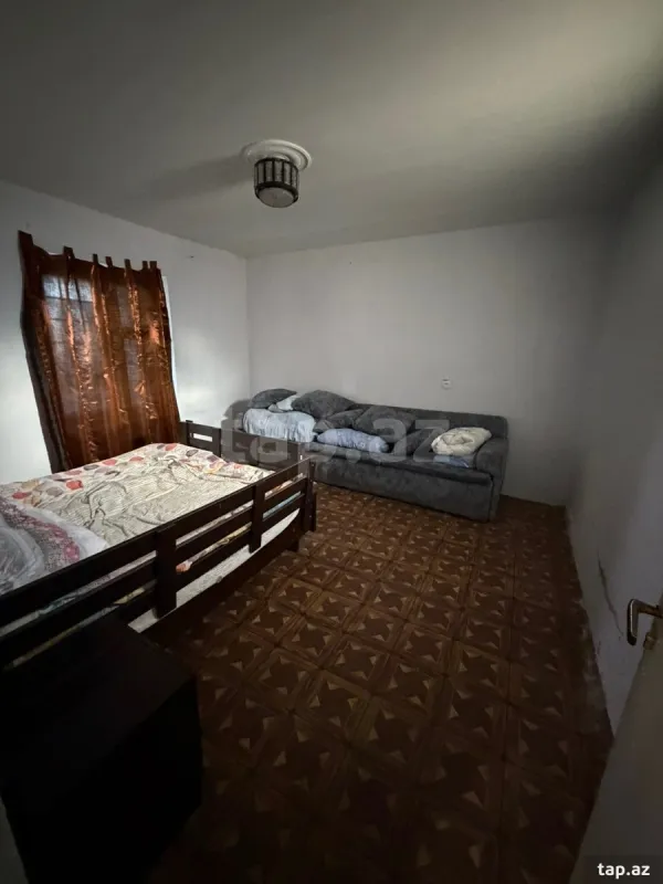 Satılır 5 otaqlı həyət evi