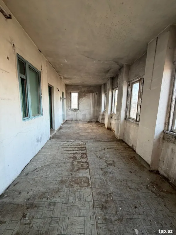 Satılır 5 otaqlı həyət evi