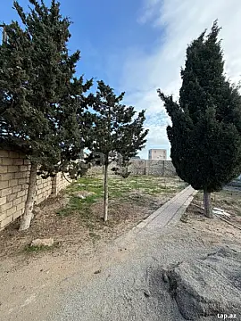 Satılır 5 otaqlı həyət evi