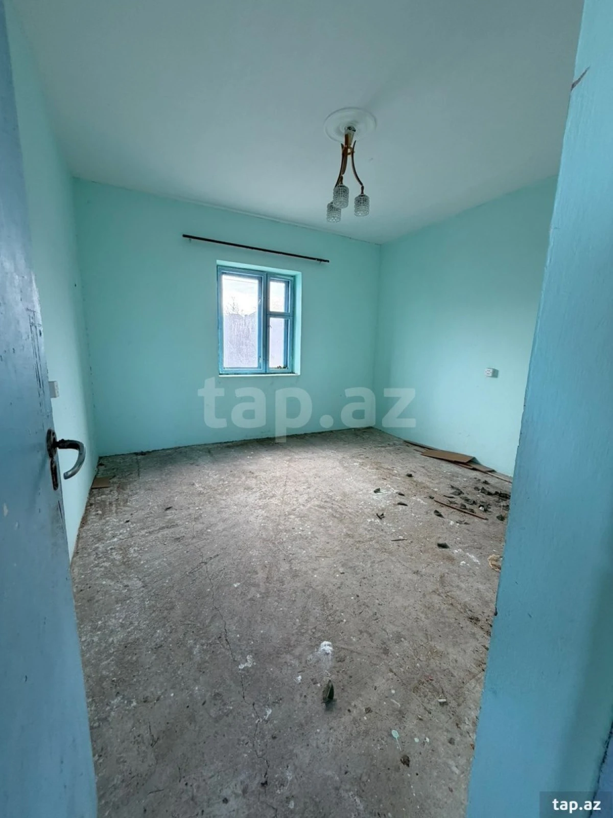 Satılır 5 otaqlı həyət evi