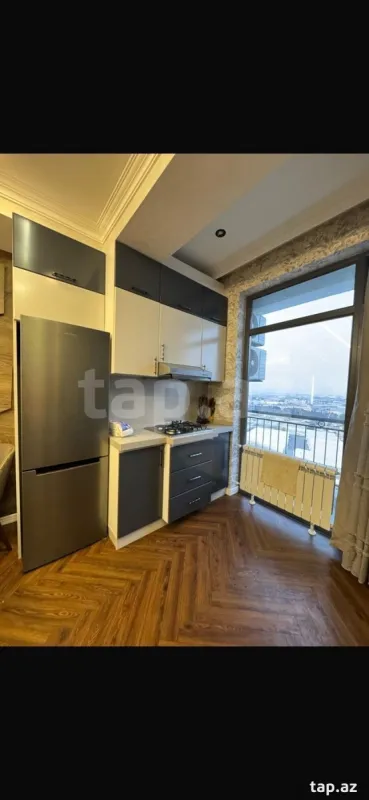 Kirayə verilir 2 otaqlı yeni tikili 100 m²