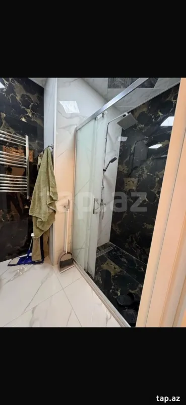 Kirayə verilir 2 otaqlı yeni tikili 100 m²