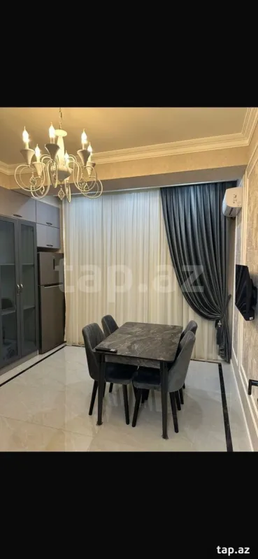 Kirayə verilir 3 otaqlı yeni tikili 120 m²