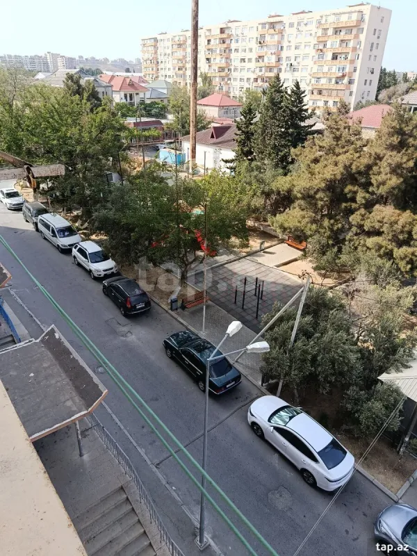 Satılır 3 otaqlı mənzil 72 m²