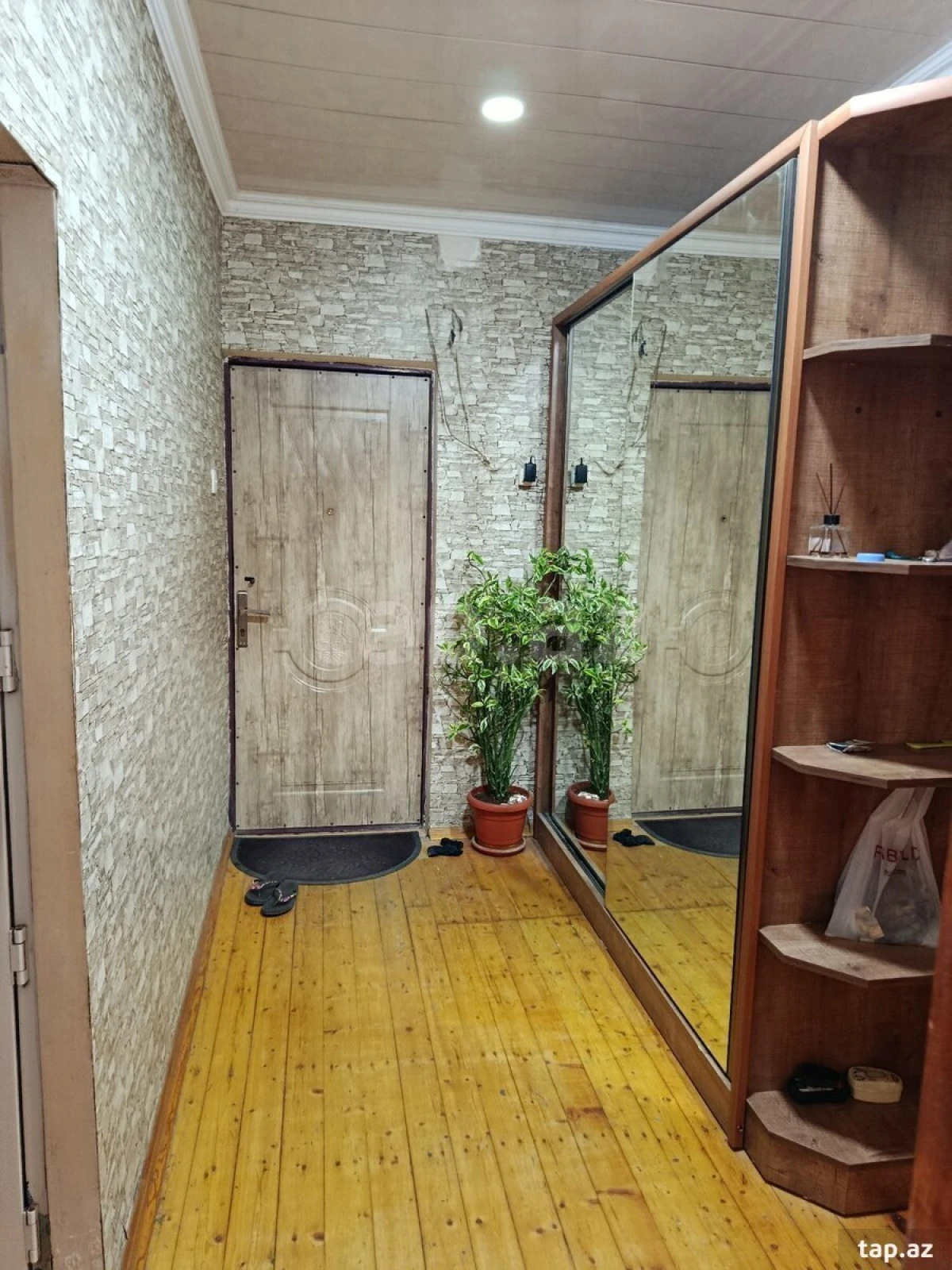 Satılır 3 otaqlı mənzil 72 m²