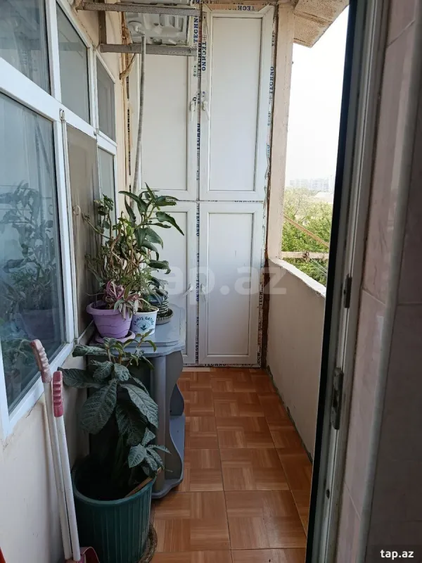 Satılır 3 otaqlı mənzil 72 m²
