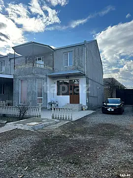 Satılır 5 otaqlı həyət evi 200 m² — Göygöl 5 otaq 200.00 m²