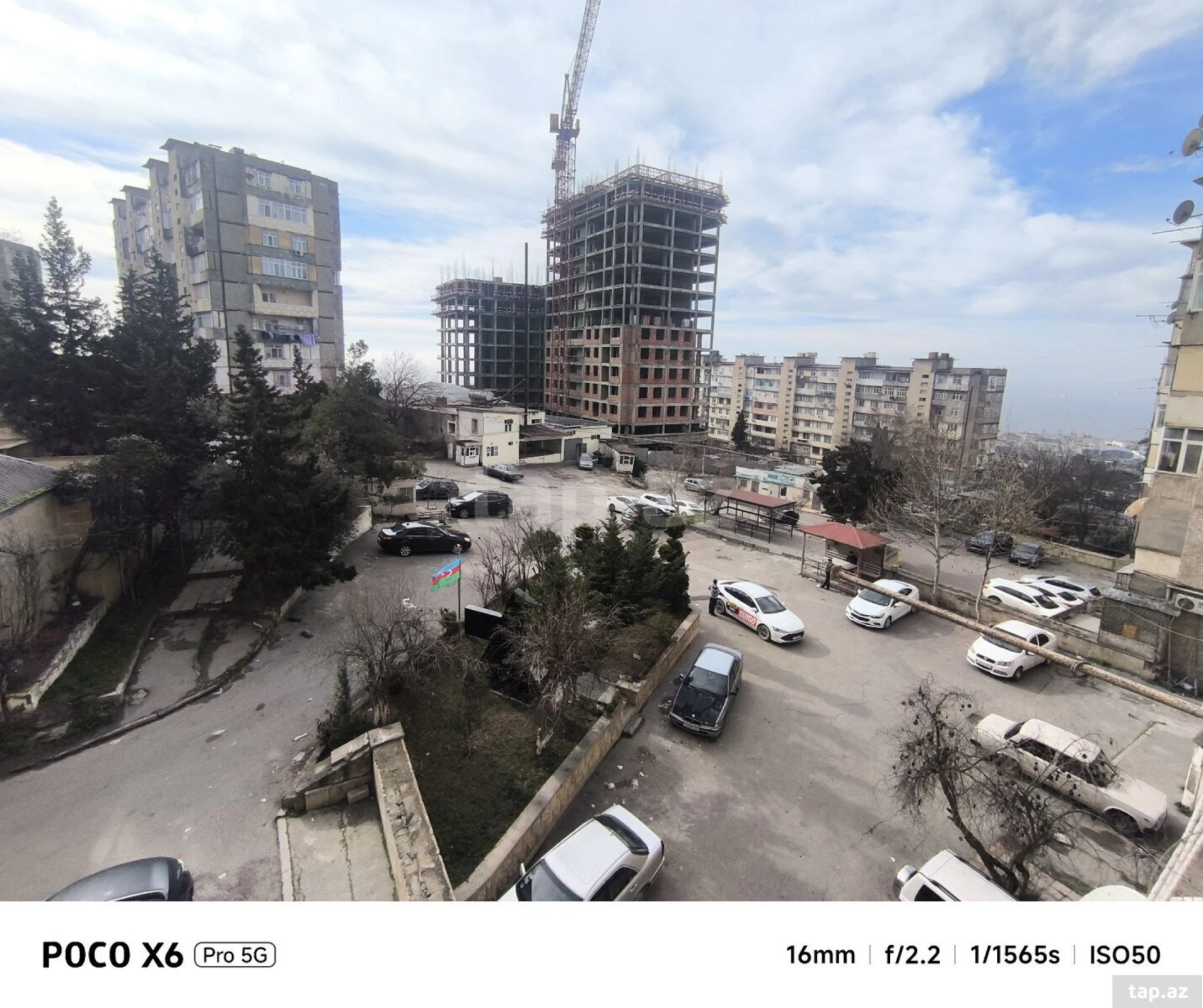 Kirayə verilir 2 otaqlı mənzil 65 m²