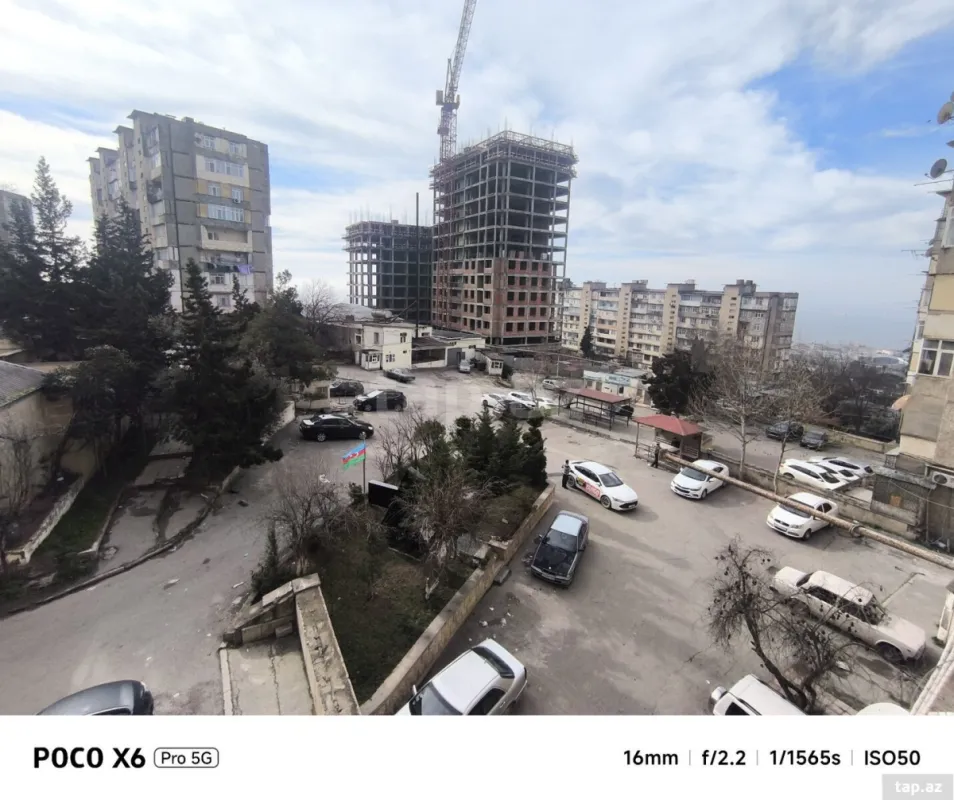 Kirayə verilir 2 otaqlı mənzil 65 m²