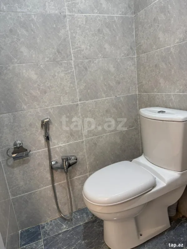 Kirayə verilir 3 otaqlı yeni tikili 80 m²