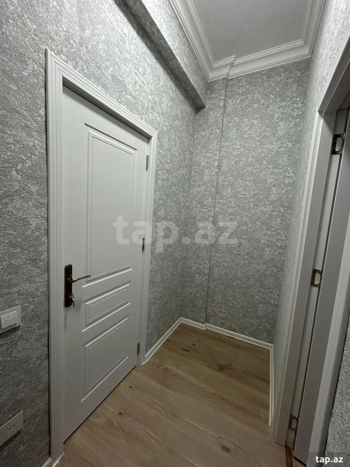 Kirayə verilir 3 otaqlı yeni tikili 99 m²