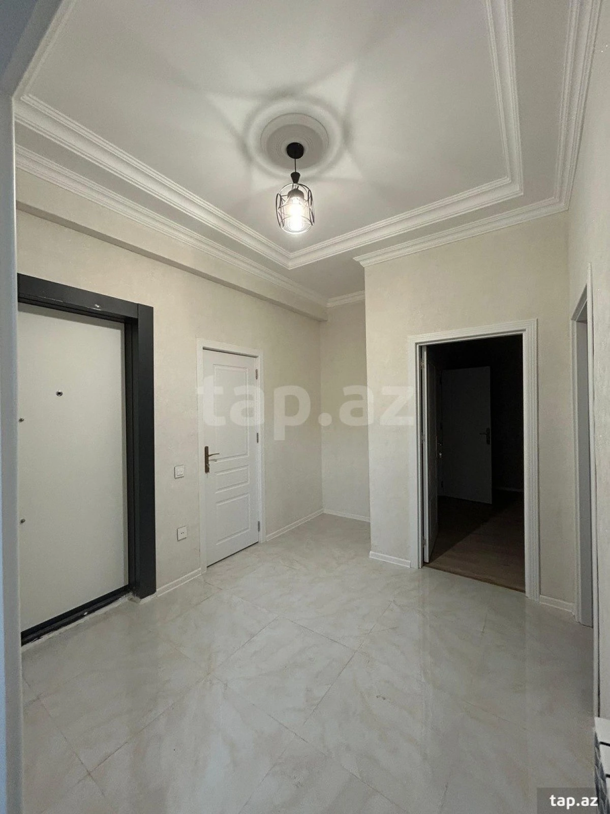 Kirayə verilir 3 otaqlı yeni tikili 99 m²