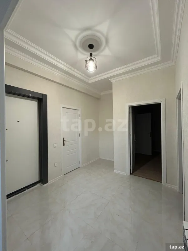 Kirayə verilir 3 otaqlı yeni tikili 99 m²