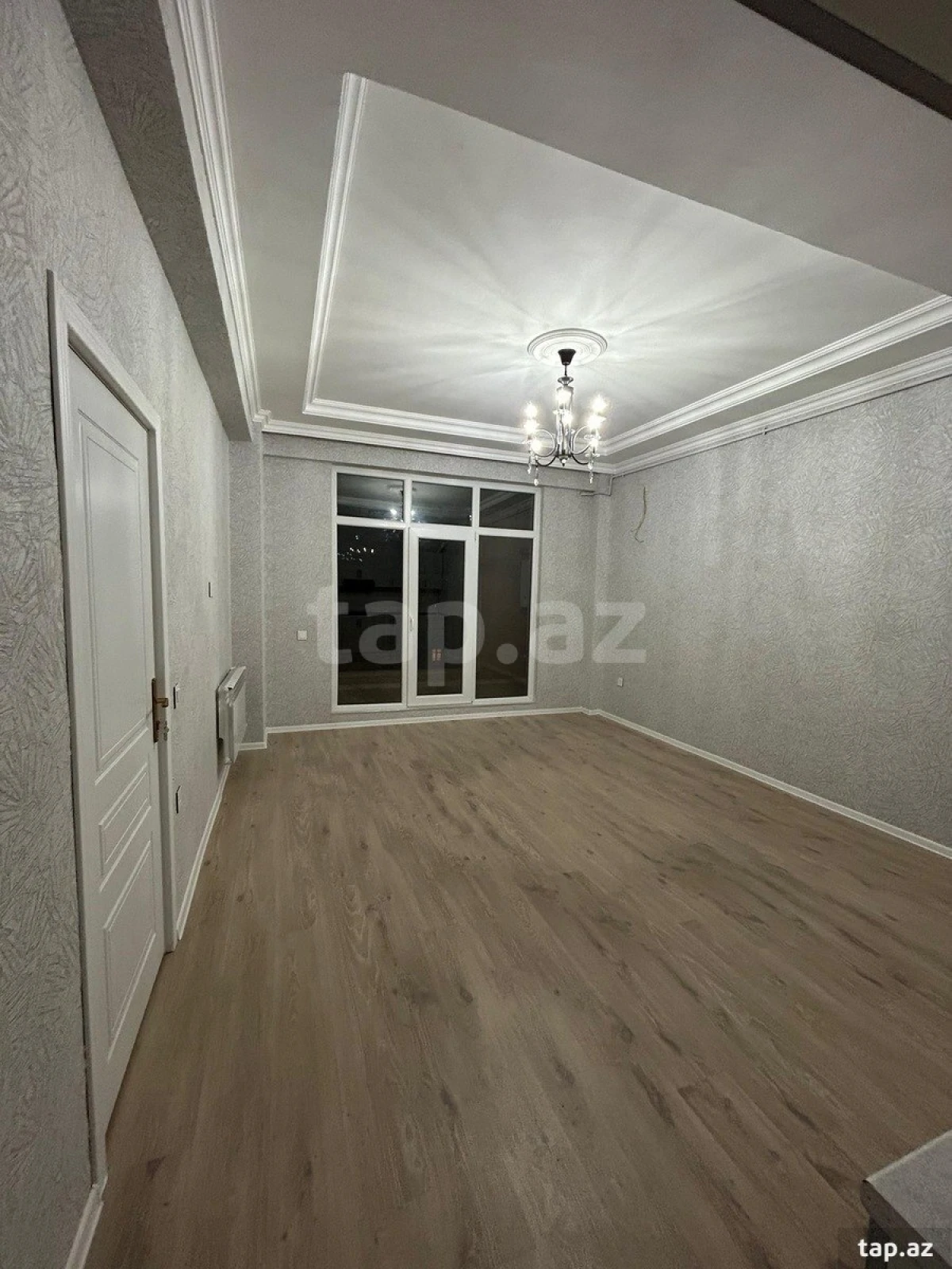 Kirayə verilir 3 otaqlı yeni tikili 99 m²