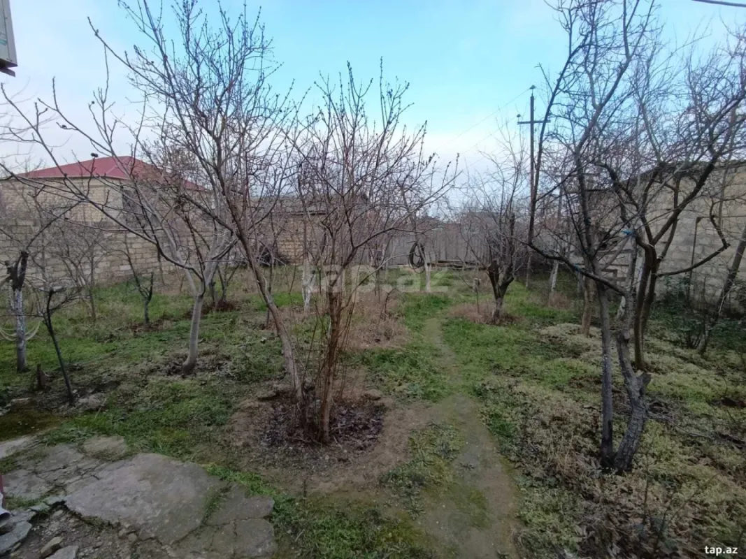 Satılır 3 otaqlı həyət evi