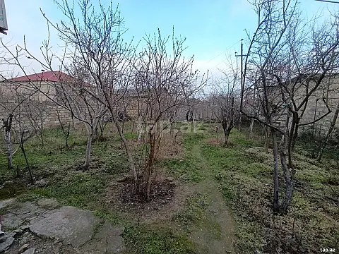 Satılır 3 otaqlı həyət evi