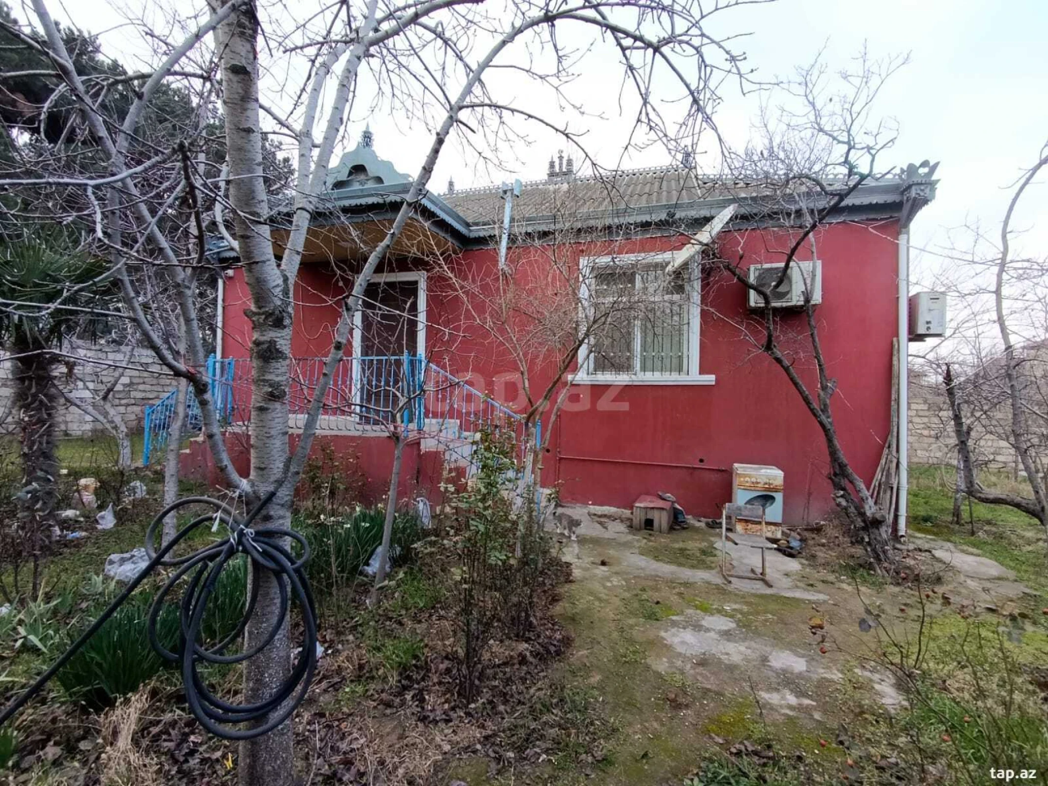 Satılır 3 otaqlı həyət evi