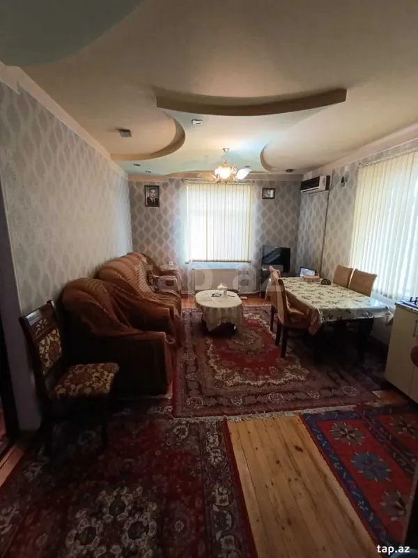 Satılır 3 otaqlı həyət evi
