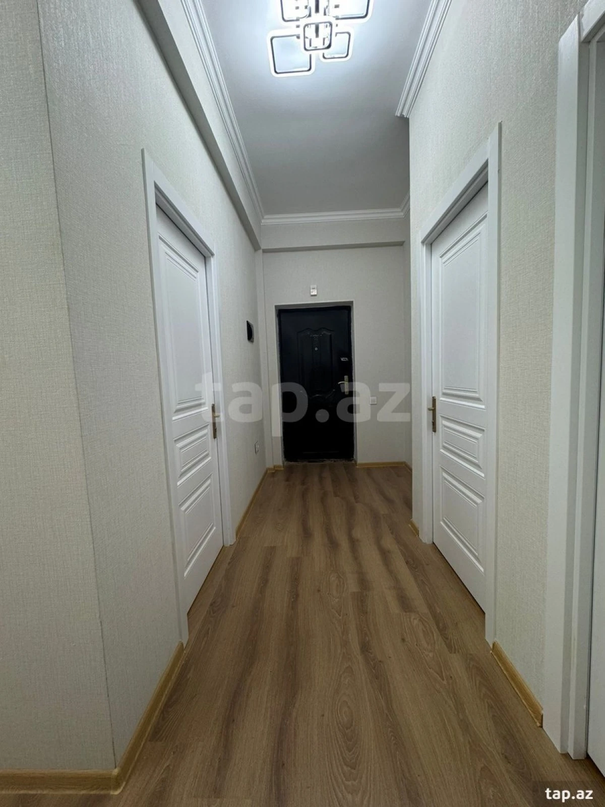 Kirayə verilir 3 otaqlı yeni tikili 80 m²