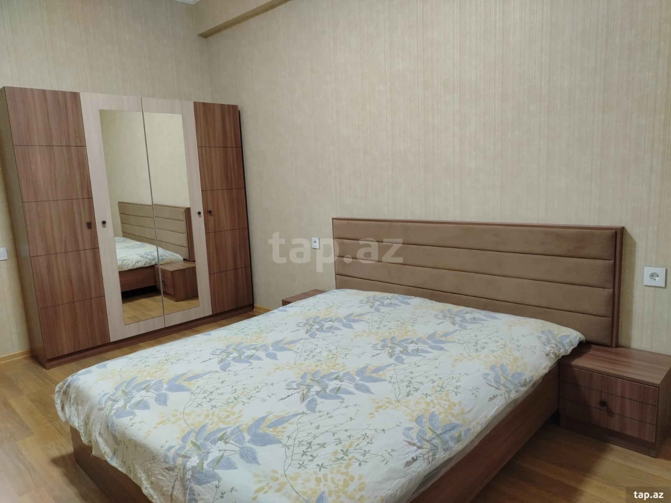 Kirayə verilir 3 otaqlı yeni tikili 80 m²