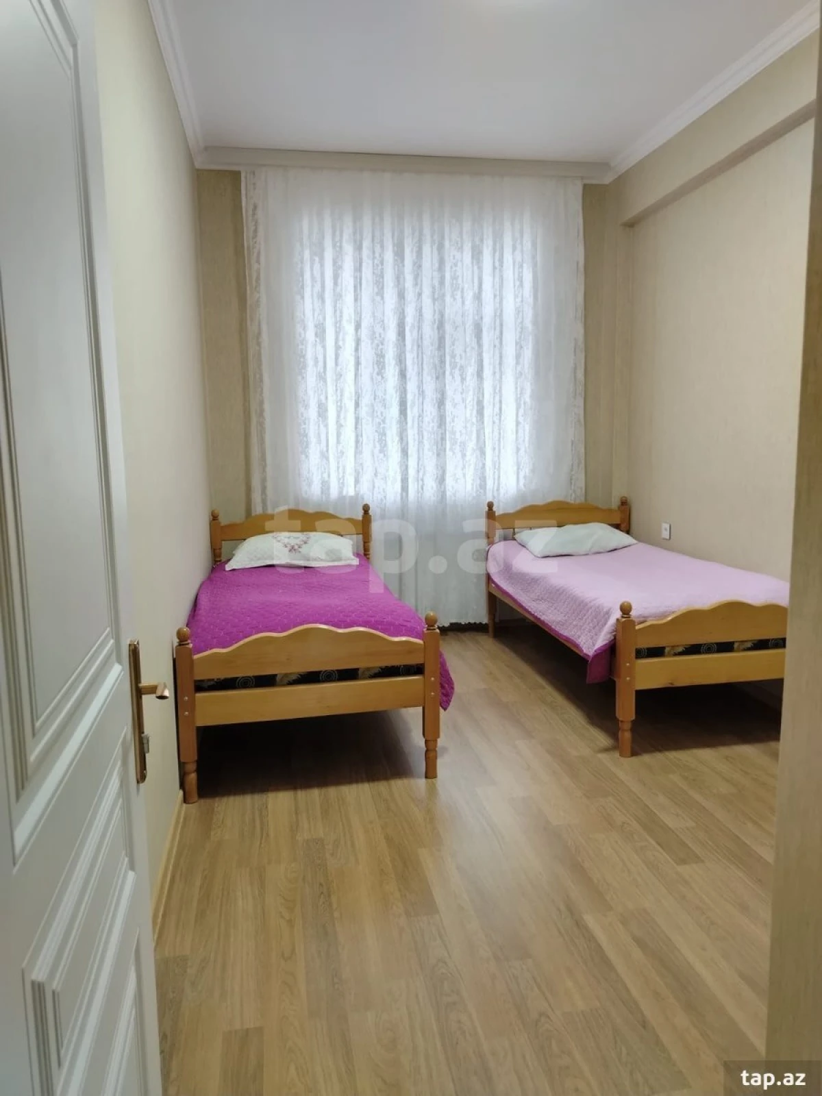 Kirayə verilir 3 otaqlı yeni tikili 80 m²