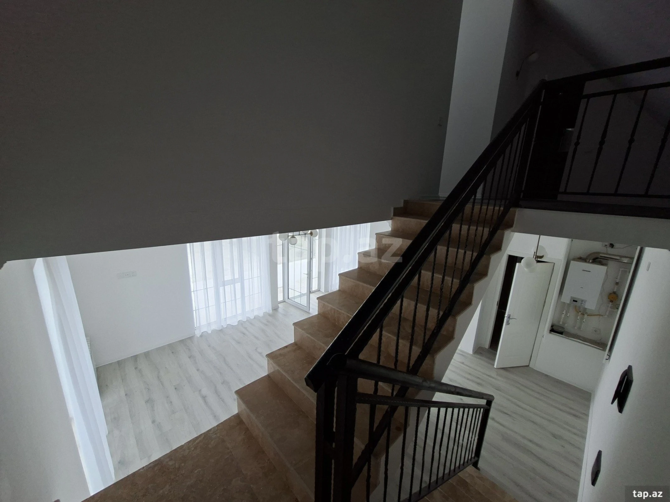 Satılır 3 otaqlı həyət evi