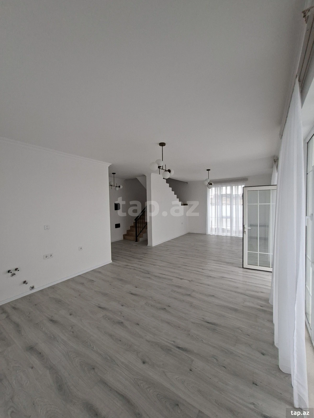 Satılır 3 otaqlı həyət evi