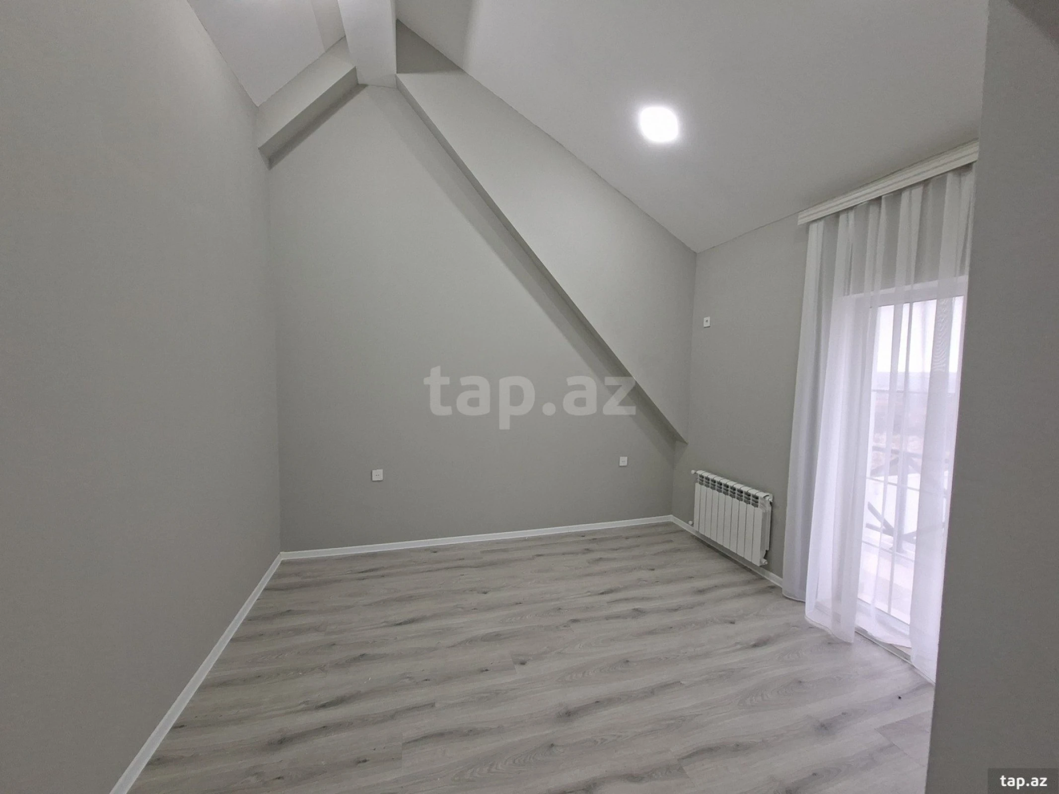 Satılır 3 otaqlı həyət evi