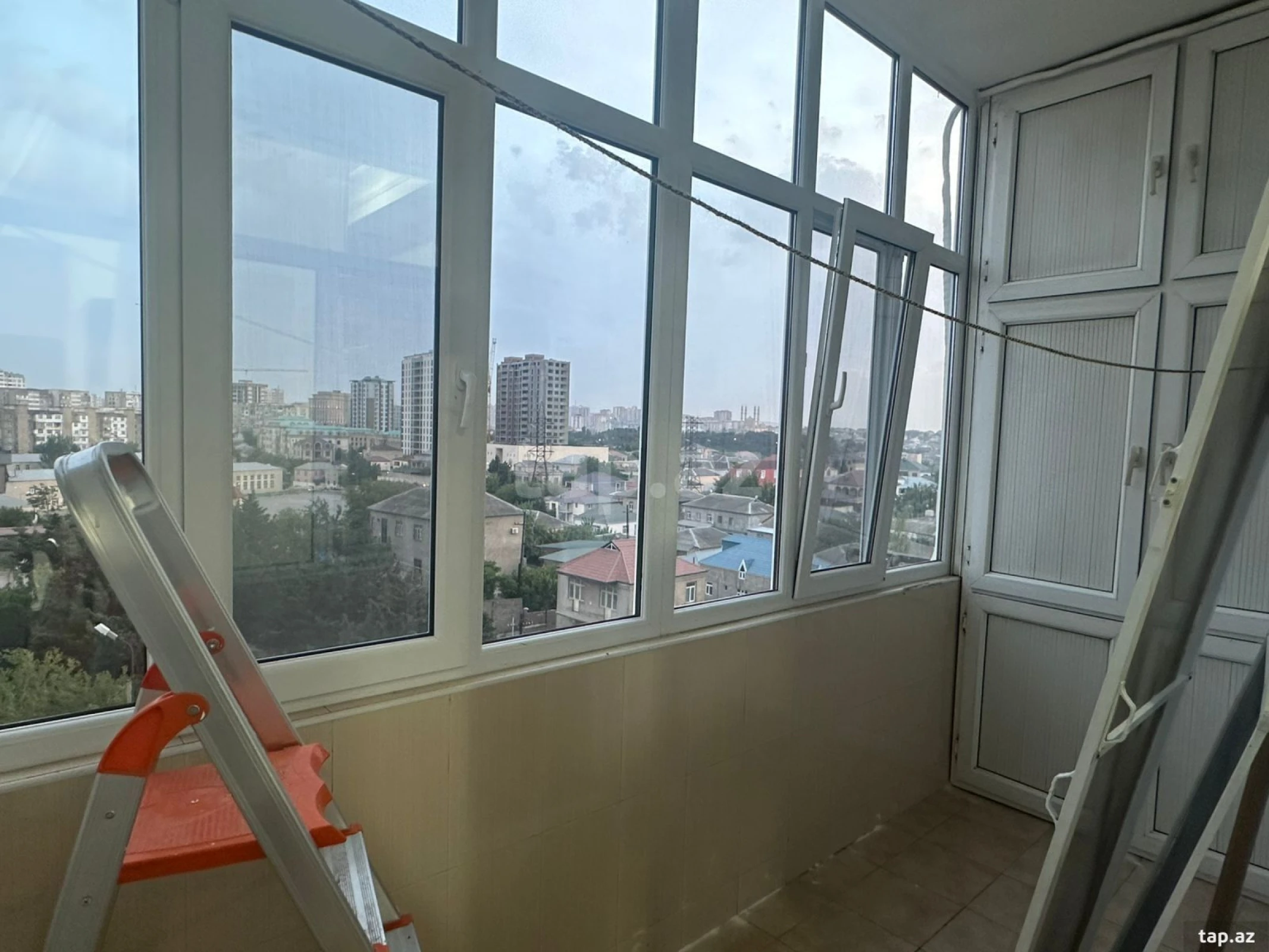 Kirayə verilir 2 otaqlı yeni tikili 90 m²