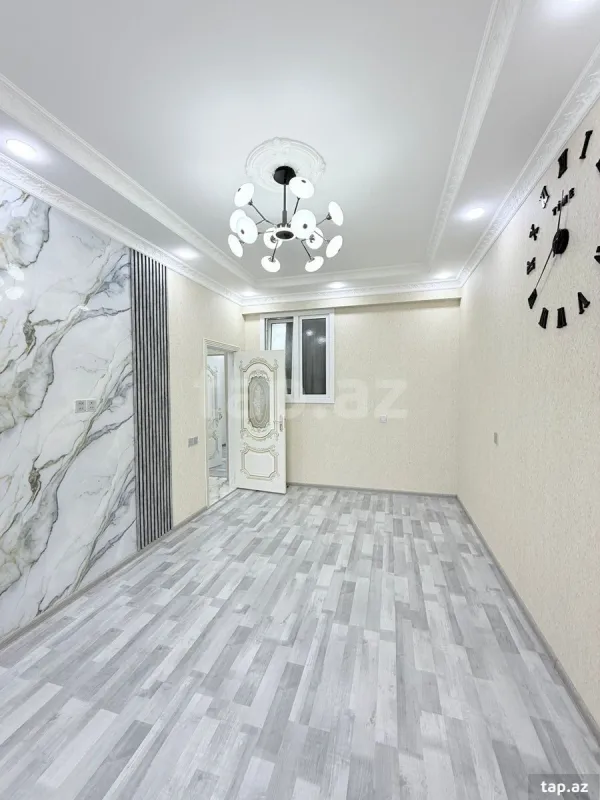 Satılır 3 otaqlı yeni tikili 82 m²