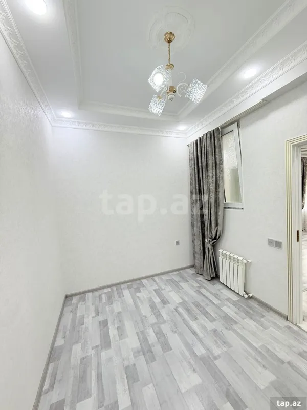 Satılır 3 otaqlı yeni tikili 82 m²