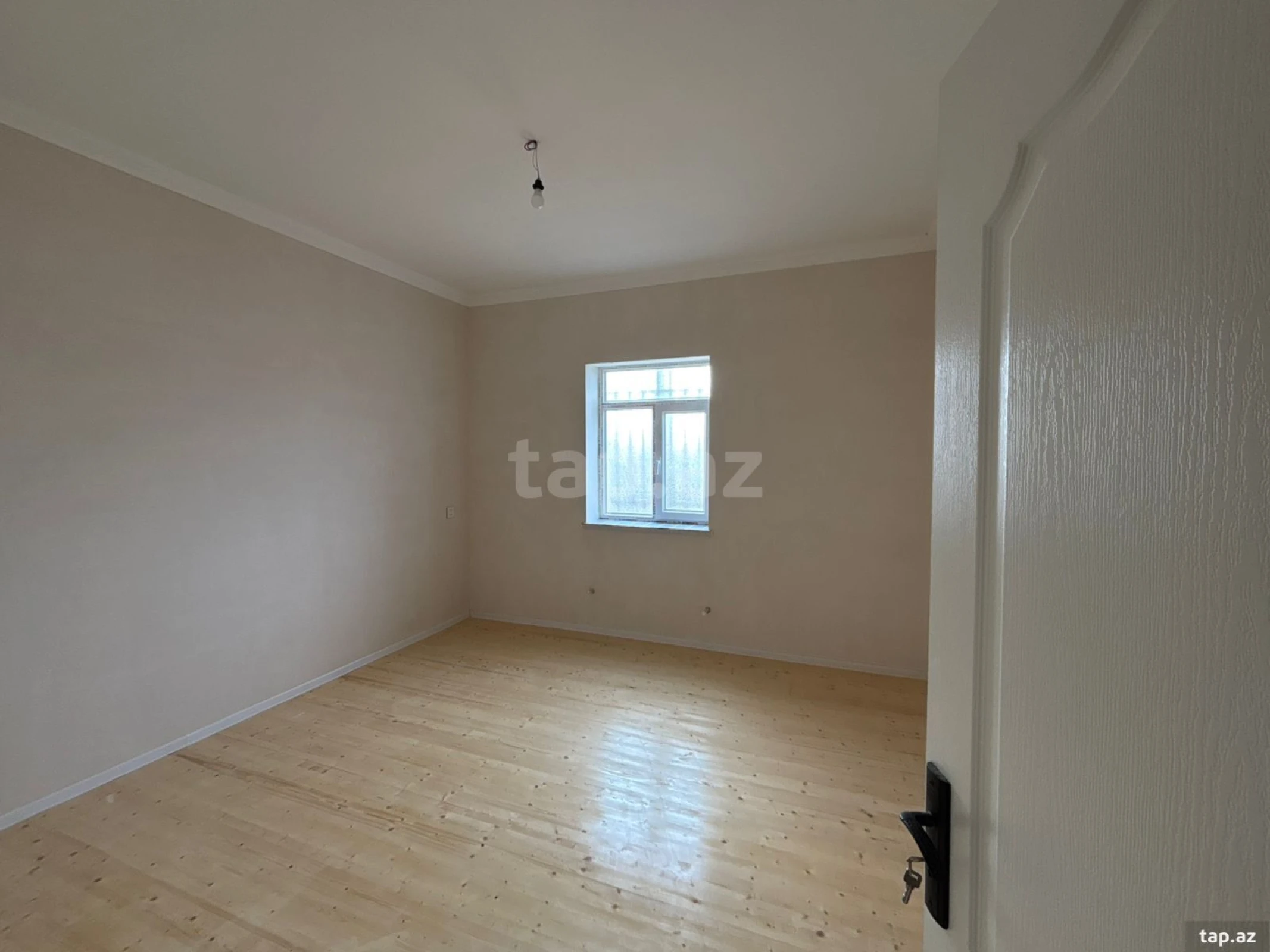 Satılır 3 otaqlı həyət evi