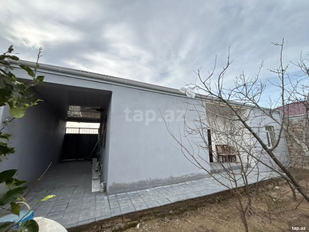 Satılır 3 otaqlı həyət evi