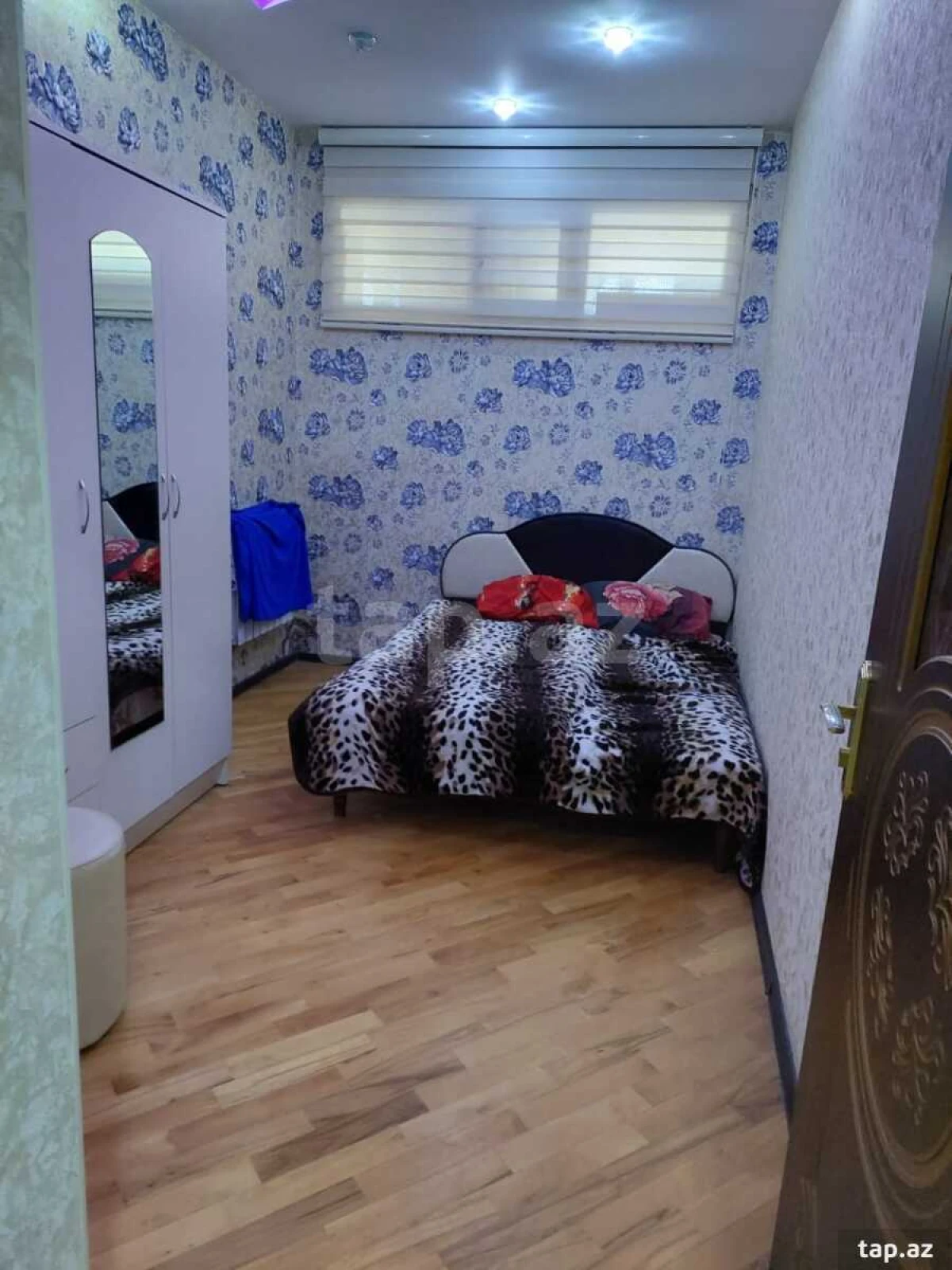 Kirayə verilir 2 otaqlı yeni tikili 65 m²