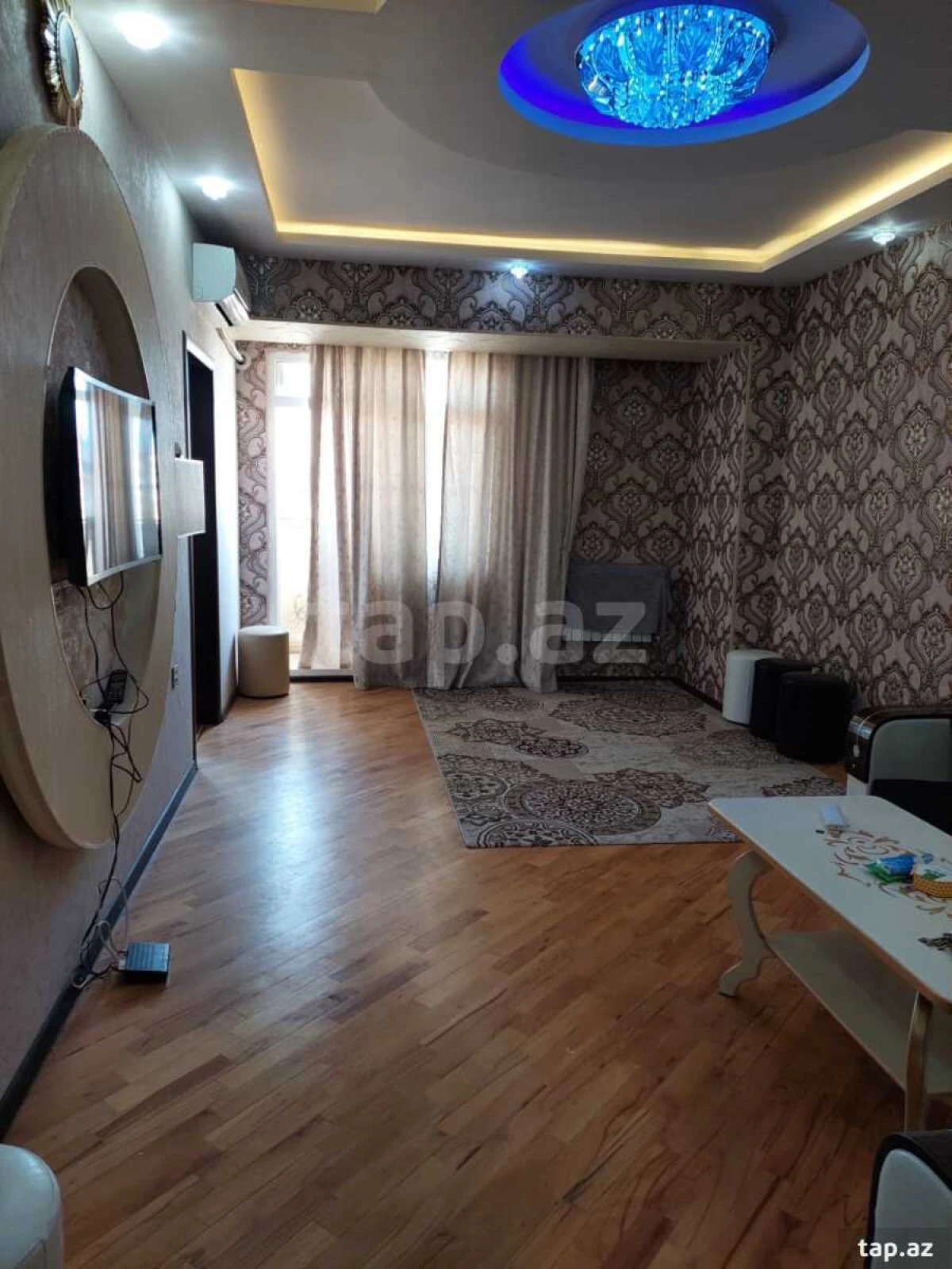 Kirayə verilir 2 otaqlı yeni tikili 65 m²