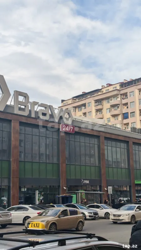 Satılır 2 otaqlı yeni tikili 74 m²